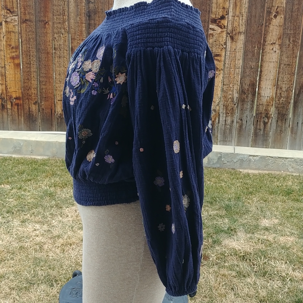 Free People Top - Picture 2 of 10